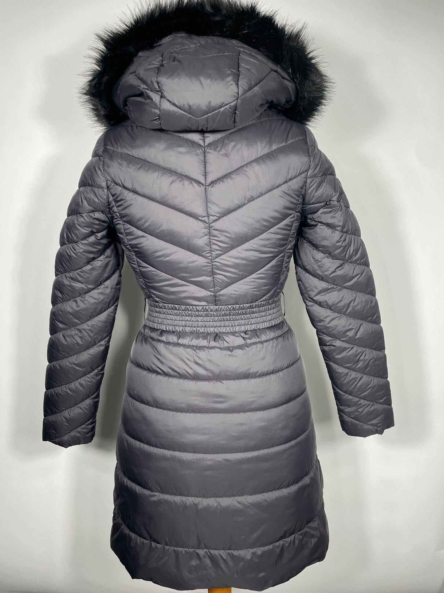 Barbour International Darley Moore Quilt Size 8