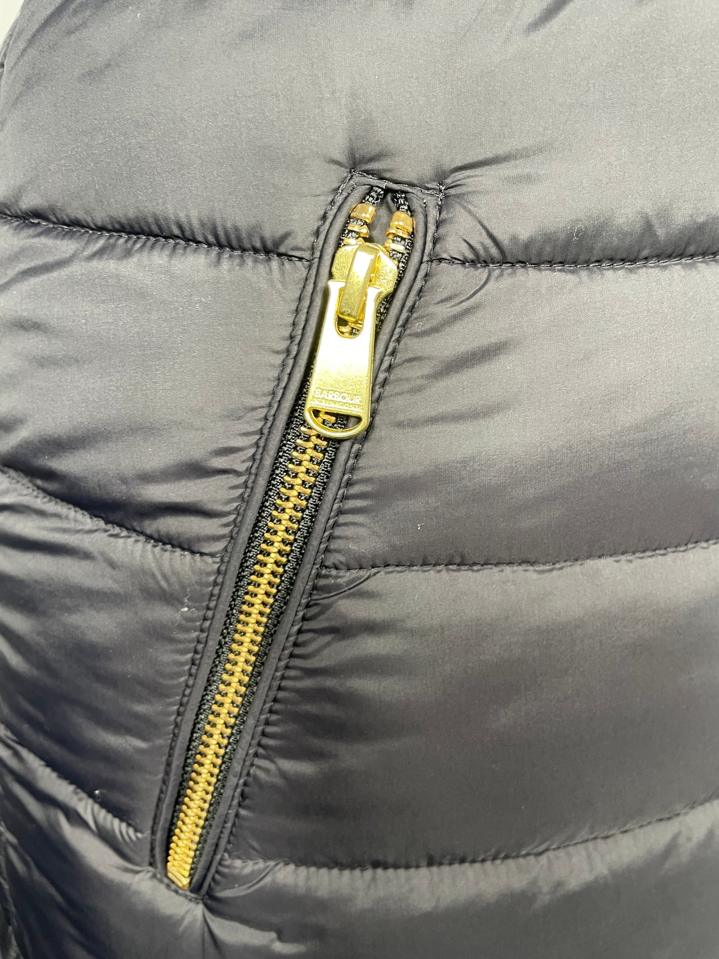 Barbour International Darley Moore Quilt Size 8