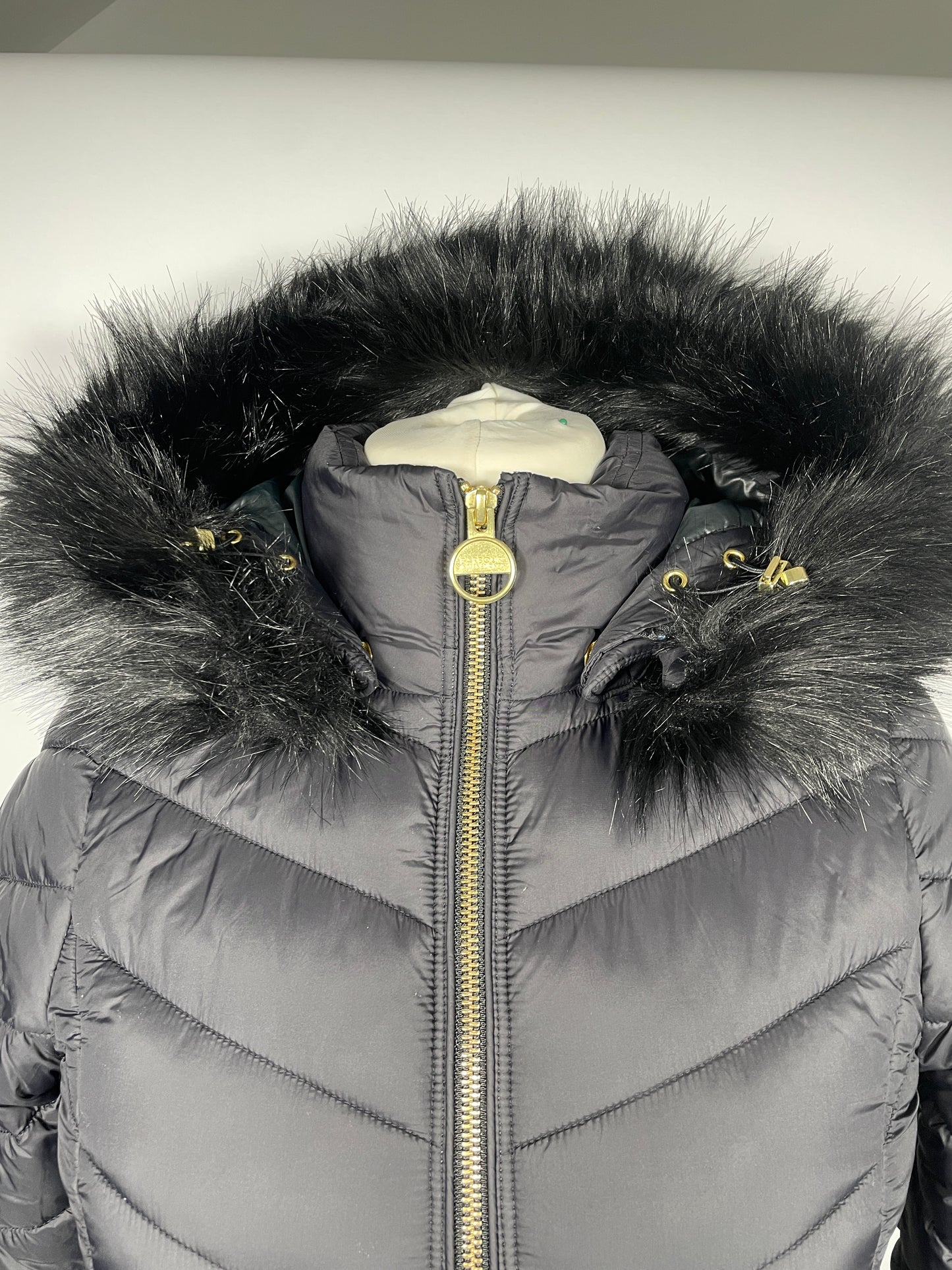 Barbour International Darley Moore Quilt Size 8