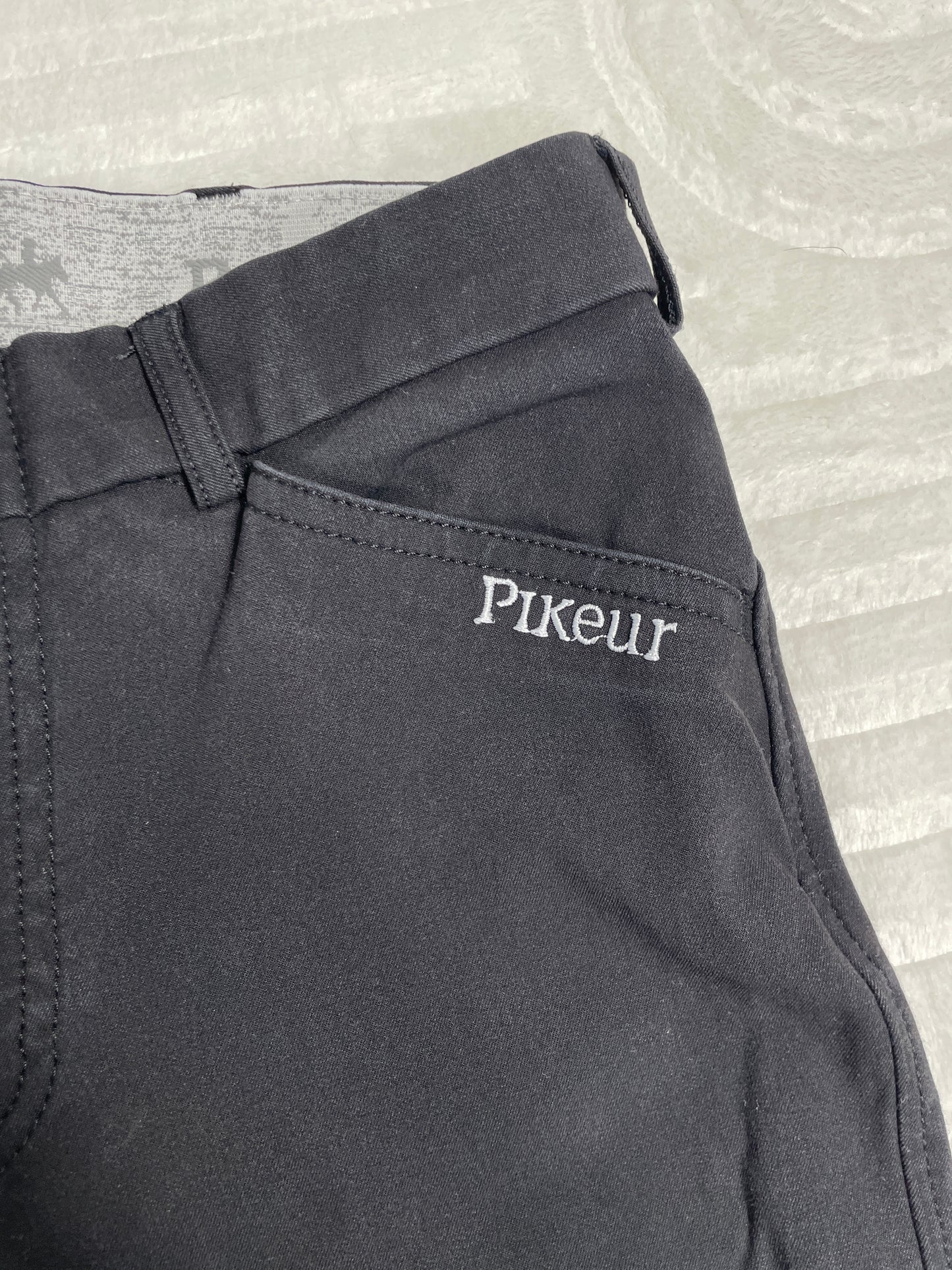 Pikeur Jodhpurs Age 16 (would fit women size 6/8)