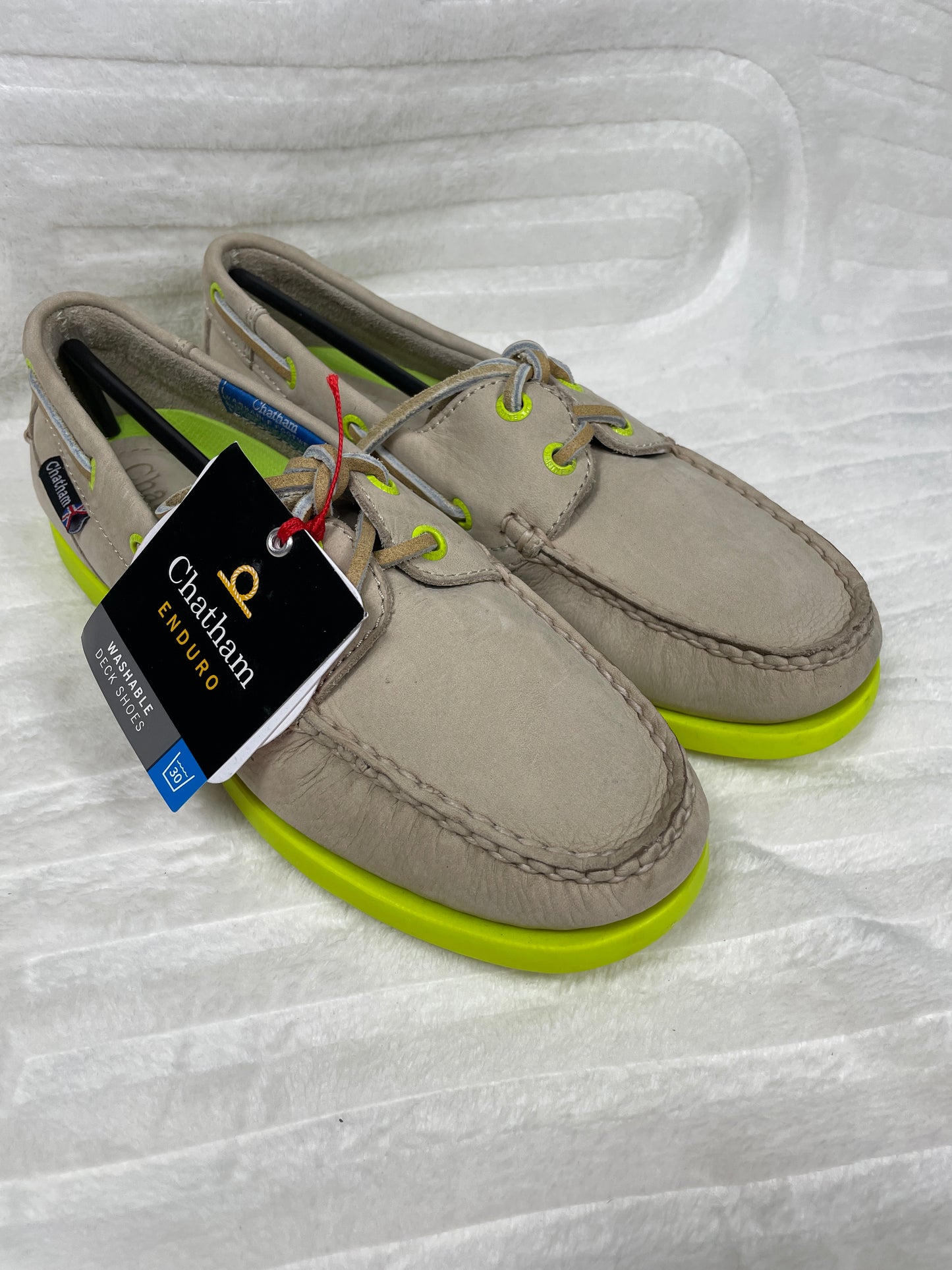 Chatham Deck Shoes Size 5 NWT