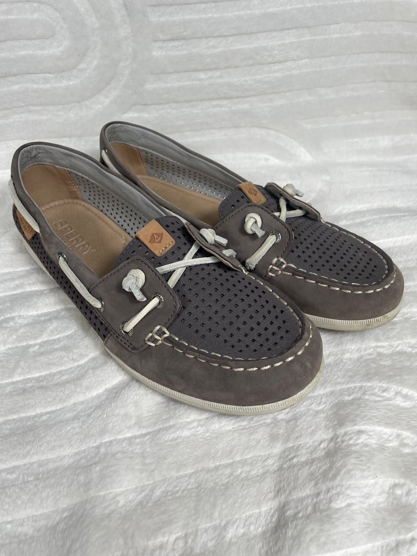 Sperry Deck Shoes Size 5