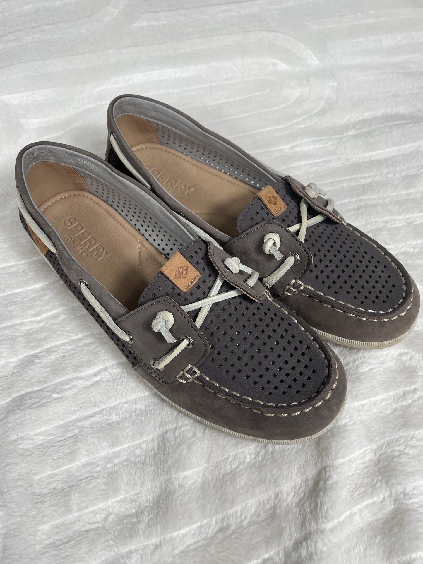Sperry Deck Shoes Size 5