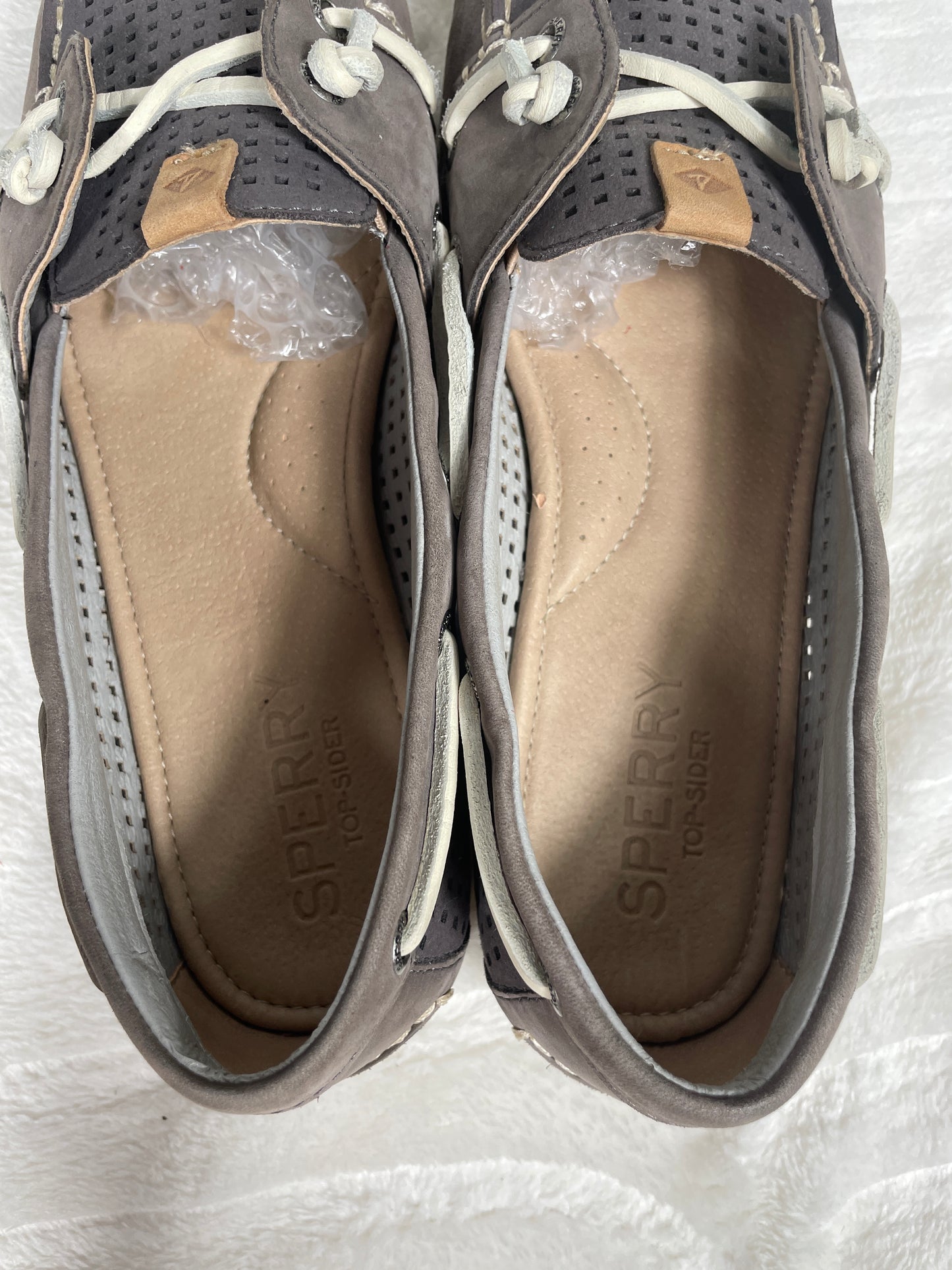 Sperry Deck Shoes Size 5