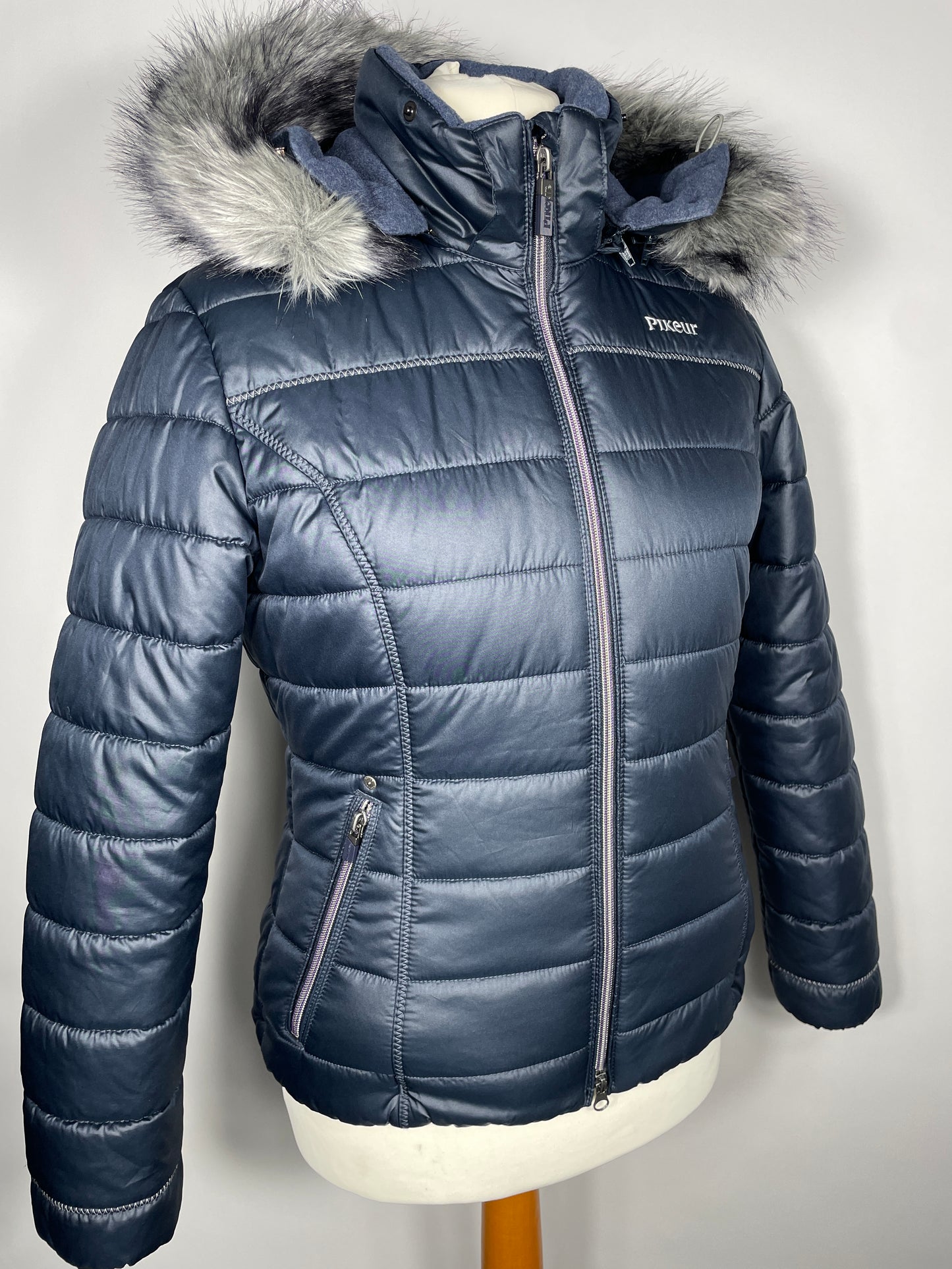 Pikeur Luxury Quilted Ladies Coat Size 10