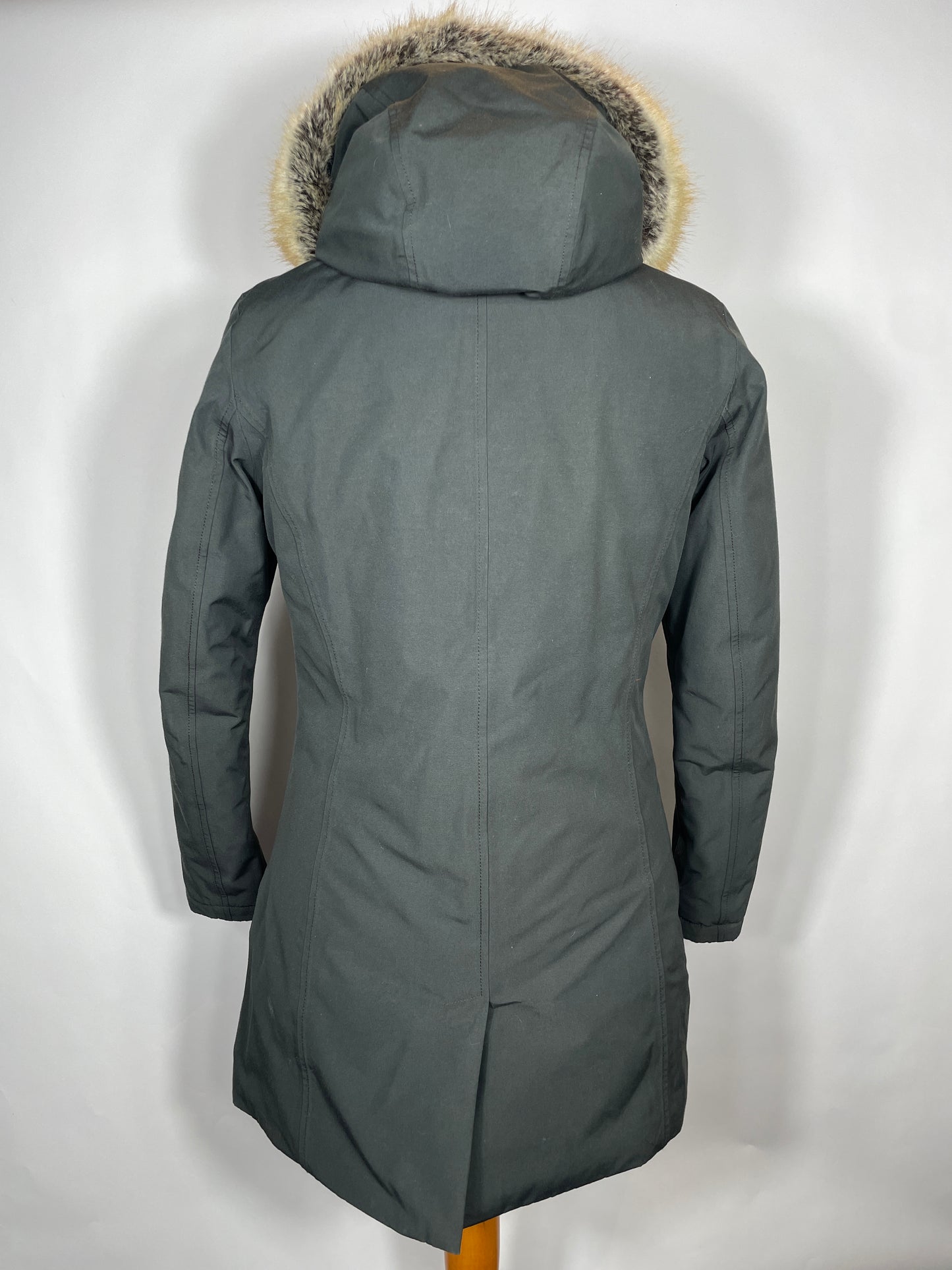Barbour Waterproof Coat NWT