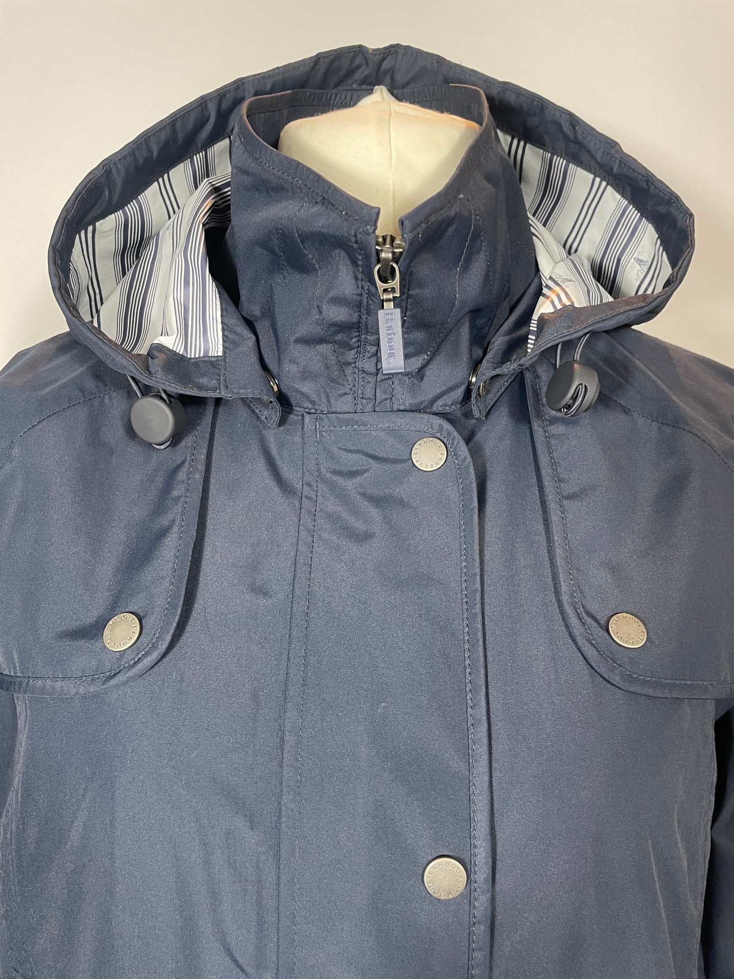 Barbour Lightweight Waterproof Coat Size 18