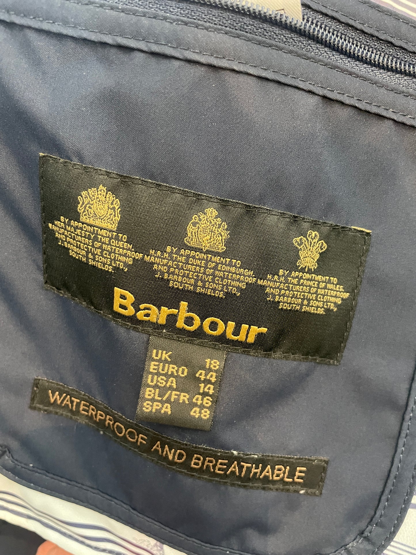 Barbour Lightweight Waterproof Coat Size 18